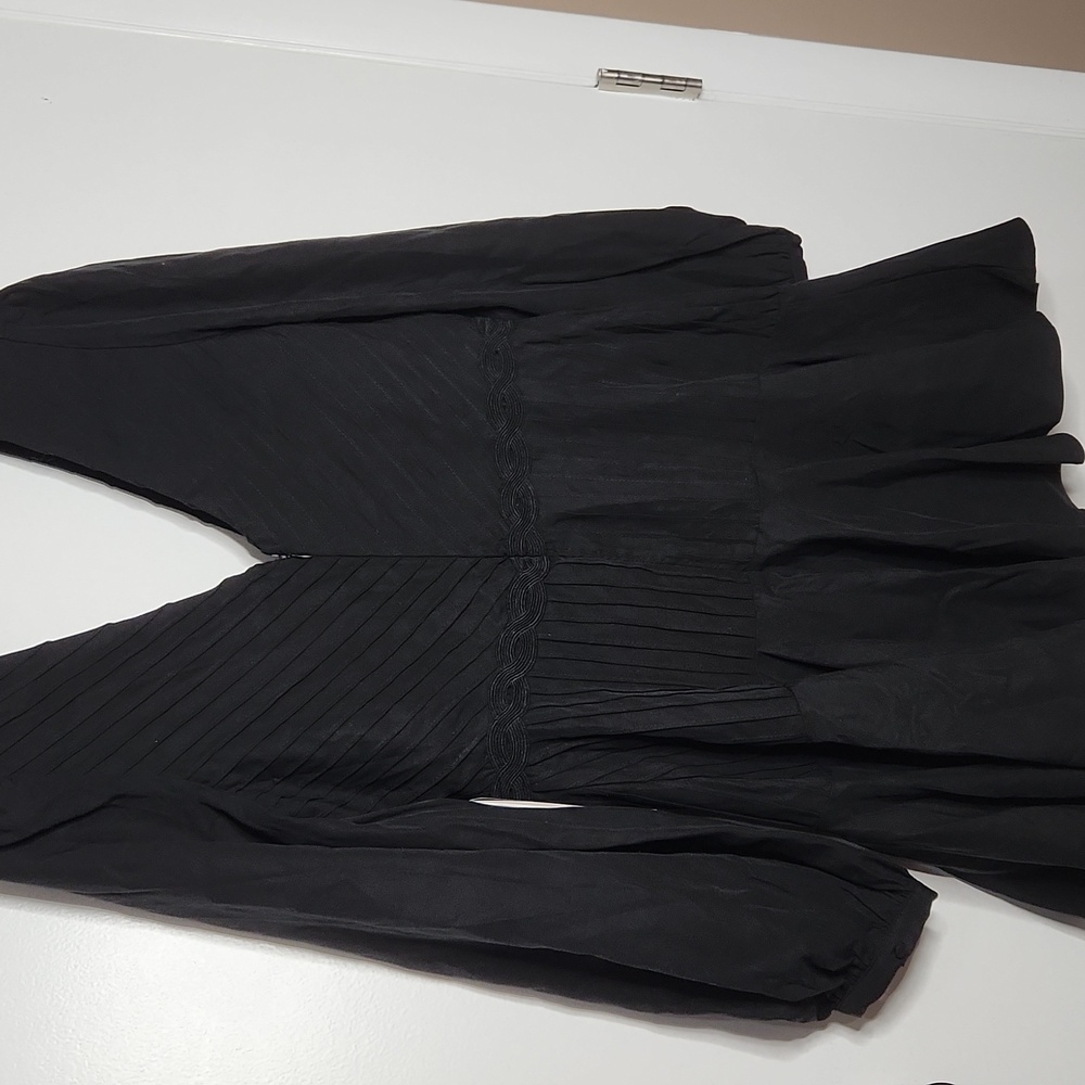 NWT Aqua flippy long sleeve mini dress, black - Picture 6 of 6